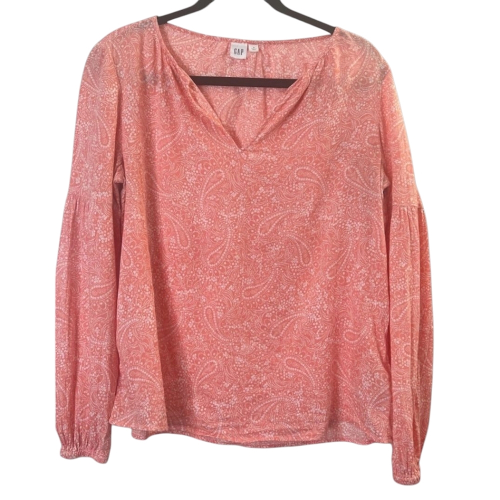 EUC Gap Paisley Print V-neck Shirt